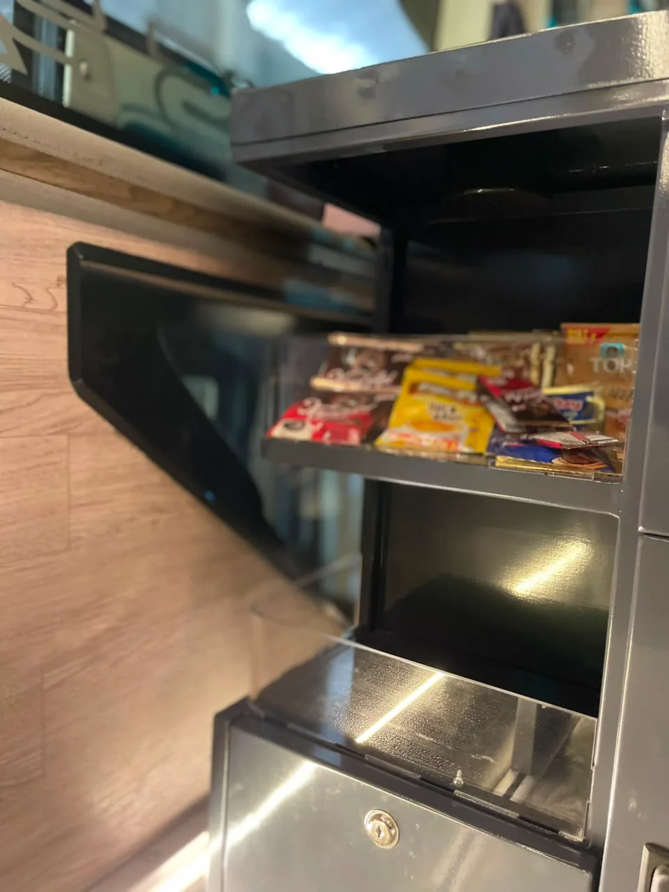Area snack dan amenity bus